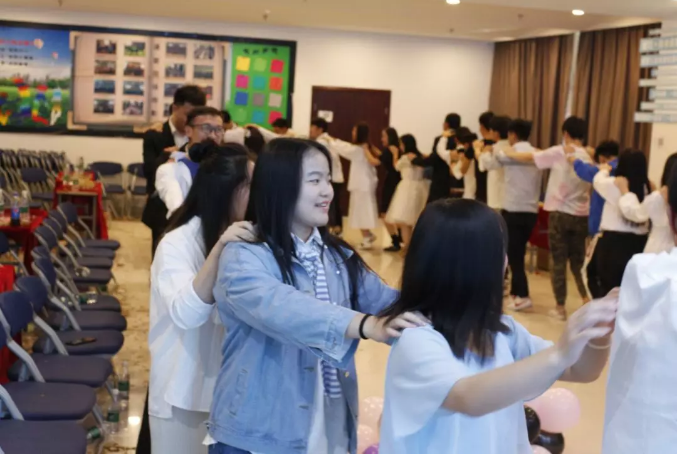 重庆足下软件学院