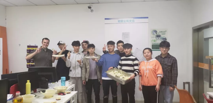 重庆足下软件学院