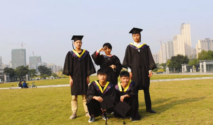 重庆足下软件学院