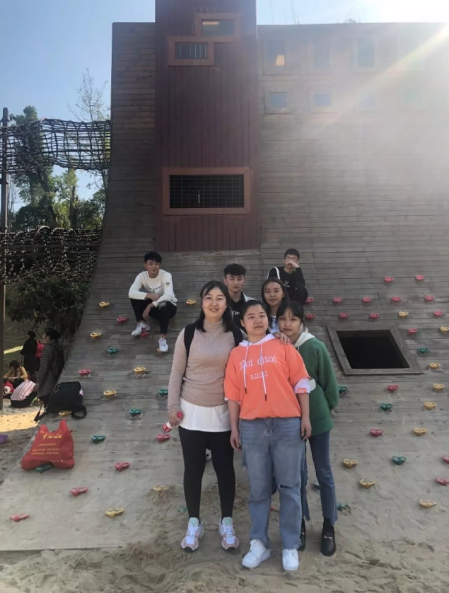 重庆足下软件学院